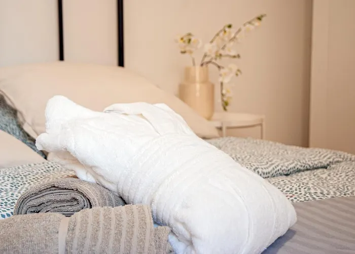 Дом отдыха Ensemble French House - Calme & Chaleureux Руан